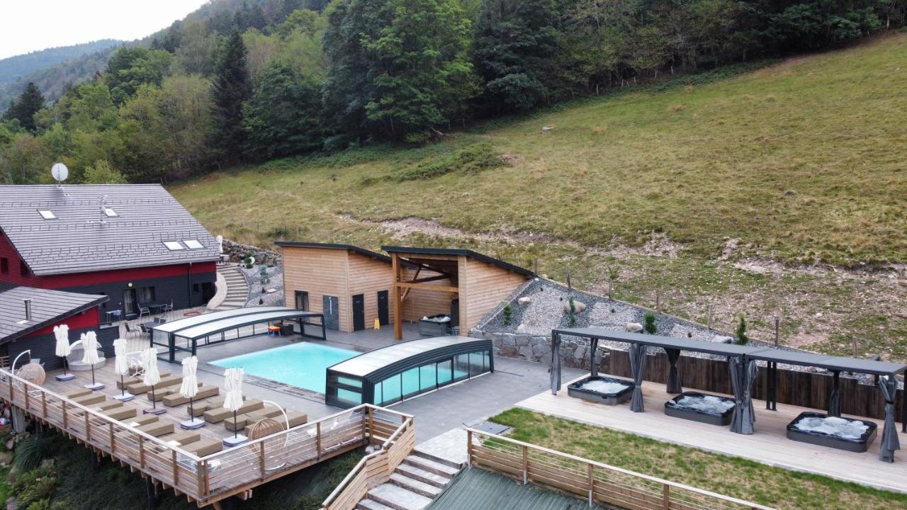 La Ferme De Rochesson, Jacuzzis & Piscine Commune Apartamento Exterior foto